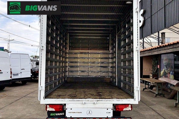 Galeria de fotos - Sprinter 2019 313 Chassi Longo + Baú de Alumínio Branco (BIG-5H12)