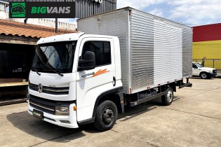 VW Delivery 2022 Express Prime Plus + Baú de Alumínio Branco (BIG-3E33)