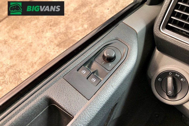 Galeria de fotos - VW Delivery 2022 Express Prime Plus + Baú de Alumínio Branco (BIG-3E33)