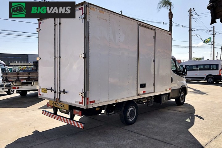 Galeria de fotos - Iveco 2023 Daily 35-160 Chassi + Baú de Alumínio Branca (BIG-0J28)