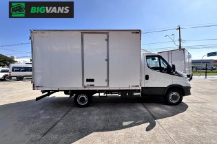 Iveco 2023 Daily 35-160 Chassi + Baú de Alumínio Branca (BIG-0J28)