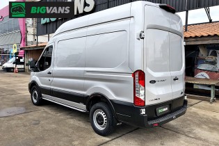 Ford Transit 2023 L2H3 Furgão Longo Completo Prata (BIG-0J72)