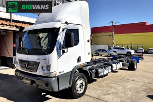 Cam. MB Accelo 2019 815 Chassi Alongado Branco (BIG-1008)